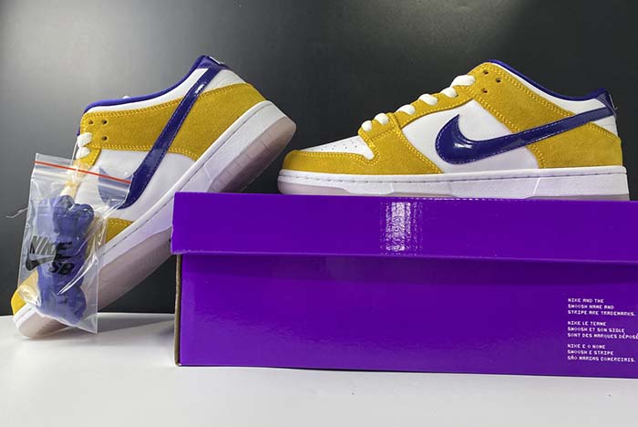 nike sb dunk low laser orange  bq6817-800