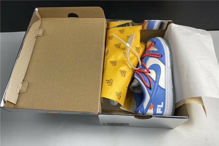 nike dunk low off-white x futura x ct0856-403