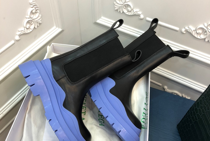 b*003