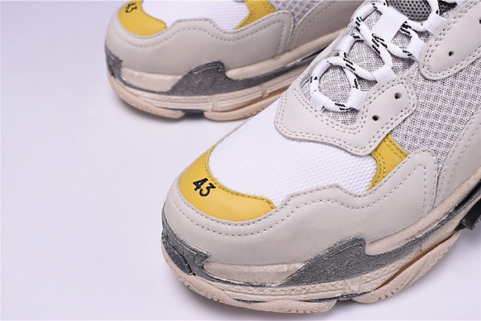 Ba*len*cia*ga 17fw triple s mens  483523-w06e3-7073