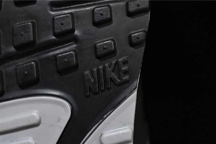 nike air max 90 essential black grey white 616730-012